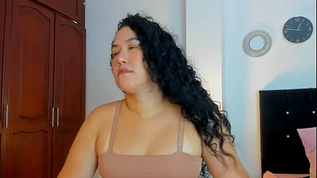 kathyajhonss online show from 10-24-25, 10:06