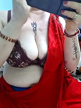 Snapshot of Raja_Ranii chatting on 06-26-26, 12:26 Raja Ranii online show from 06-26-26, 12:26
