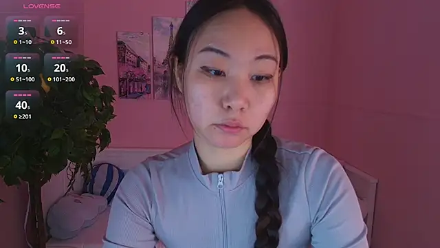 Snapshot of Inari_Okami_ chatting on 05-28-26, 10:45 Inari Okami online show from 05-28-26, 10:45