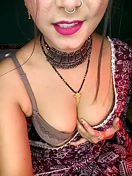 Snapshot of Diamond_queeen chatting on 01-25-25, 08:31 Diamond queeen online show from 01-25-25, 08:31