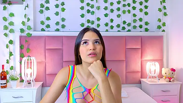 Snapshot of kaily_sweet1 chatting on 06-18-26, 11:25 kaily sweet1 online show from 06-18-26, 11:25