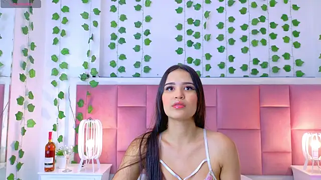 Snapshot of kaily_sweet1 chatting on 07-16-26, 11:16 kaily sweet1 online show from 07-16-26, 11:16