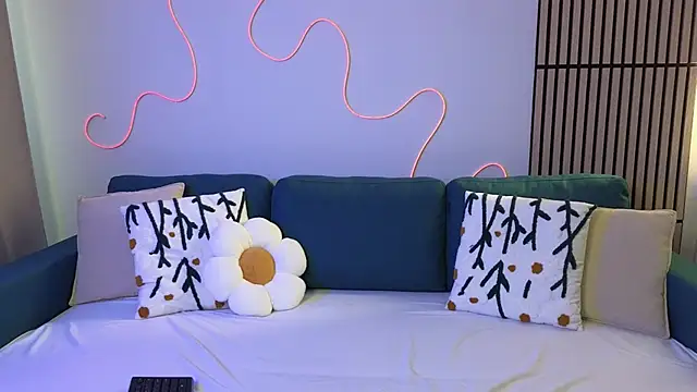 Mel Nelson online show from 03-17-25, 04:40