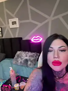 krysstal003 online show from 02-05-25, 07:20