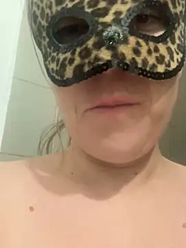 Snapshot of Lyannabuena69 chatting on 03-04-25, 06:15 Lyannabuena69 online show from 03-04-25, 06:15