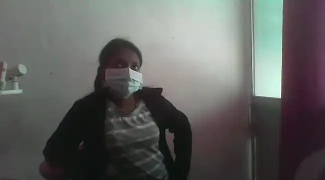 Snapshot of littleTeen chatting on 01-10-25, 06:42 littleTeen online show from 01-10-25, 06:42