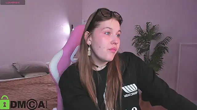 Colleen Blake online show from 11-14-25, 05:00