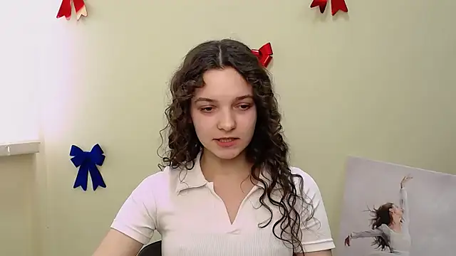  SusieSu  online show from 02-19-25, 10:45