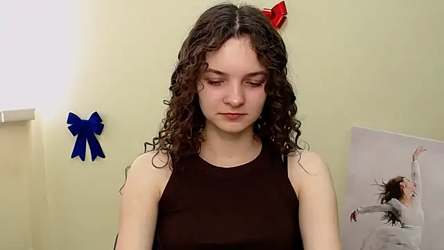  SusieSu  online show from 02-24-25, 12:26