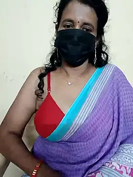 Snapshot of akshara_22 chatting on 12-26-24, 06:54 akshara 22 online show from 12-26-24, 06:54