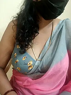 Snapshot of akshara_22 chatting on 11-17-25, 04:24 akshara 22 online show from 11-17-25, 04:24