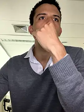 Snapshot of pteno1 chatting on 12-05-24, 11:16 pteno1 online show from 12-05-24, 11:16