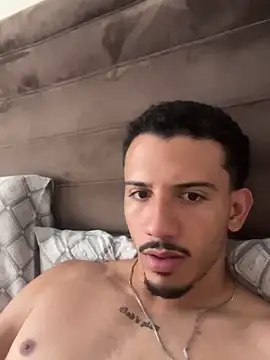 Snapshot of pteno1 chatting on 01-04-25, 12:16 pteno1 online show from 01-04-25, 12:16