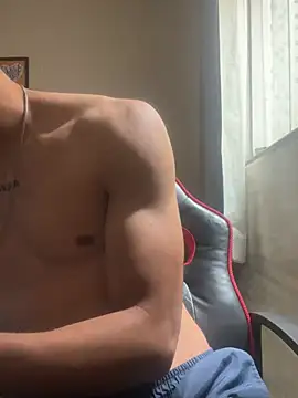 Snapshot of pteno1 chatting on 01-15-25, 02:02 pteno1 online show from 01-15-25, 02:02