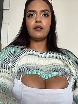 Snapshot of Sara-77 chatting on 07-03-26, 04:24 Sara-77 online show from 07-03-26, 04:24