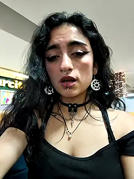 Lila Desiree online show from 01-12-26, 12:05