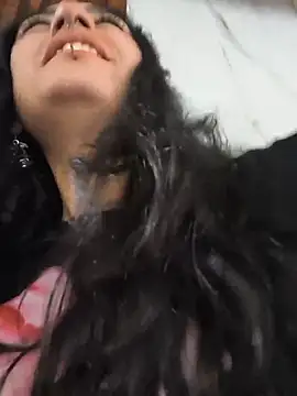 Snapshot of Lila_Desiree chatting on 06-17-26, 03:24 Lila Desiree online show from 06-17-26, 03:24