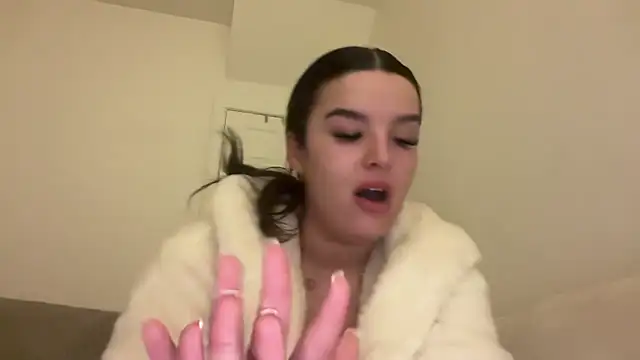 maisiesmithx online show from 01-31-25, 11:35