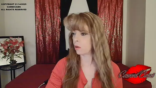 Snapshot of CammiCams chatting on 01-14-25, 02:00 CammiCams online show from 01-14-25, 02:00