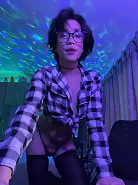 Snapshot of sue___0 chatting on 02-01-25, 11:16 sue 0 online show from 02-01-25, 11:16