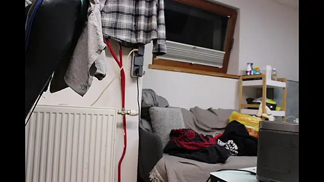 Snapshot of DrownMentallyyy chatting on 01-23-25, 12:57 DrownMentallyyy online show from 01-23-25, 12:57