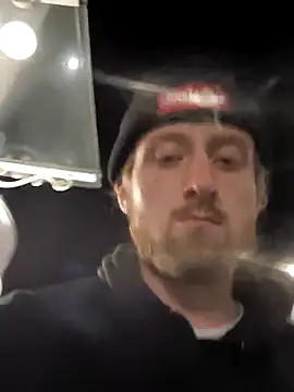 Snapshot of DrownMentallyyy chatting on 09-11-25, 01:28 DrownMentallyyy online show from 09-11-25, 01:28