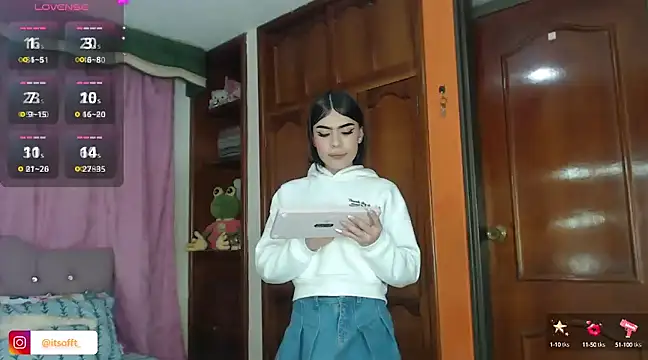 cuttebabe  online show from 01-09-25, 03:26