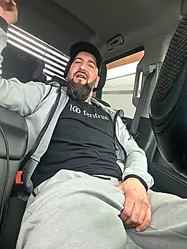 Beardedtattood online show from 04-15-26, 01:40