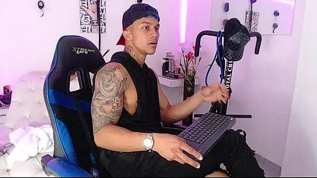 Leonard Price online show from 03-14-25, 02:20