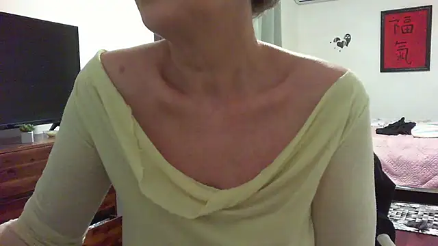 Snapshot of __Angel78__ chatting on 05-17-26, 01:07 Angel78 online show from 05-17-26, 01:07