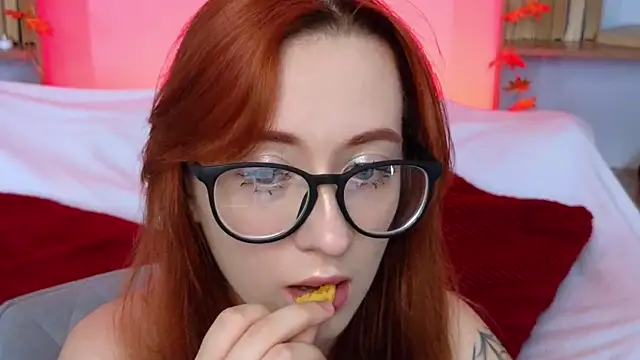 Dark Lola  online show from 10-12-25, 01:48