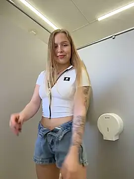 mur girl online show from 05-08-26, 12:43