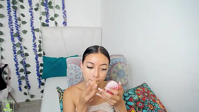 NathaliaSweet 11 online show from 05-21-26, 02:35
