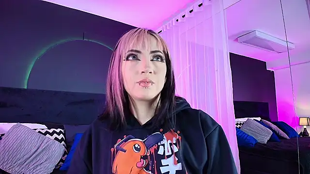 Aylen darkmoor online show from 04-09-26, 07:41