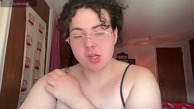 Snapshot of RaspberryTommyFTM chatting on 02-03-26, 05:51 RaspberryTommyFTM online show from 02-03-26, 05:51