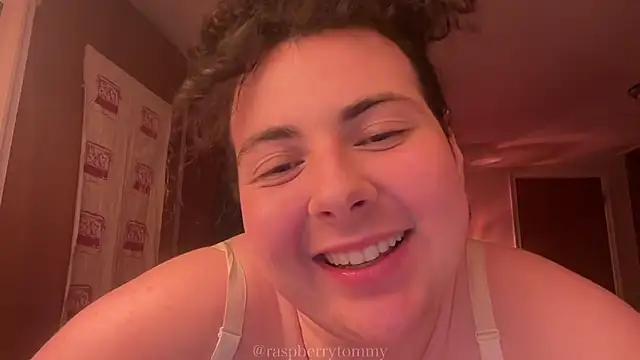 Snapshot of RaspberryTommyFTM chatting on 04-20-26, 03:09 RaspberryTommyFTM online show from 04-20-26, 03:09