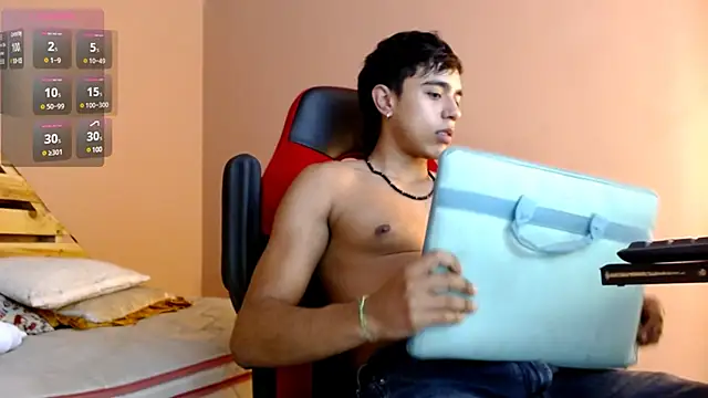 karlgiles  online show from 03-14-25, 06:39