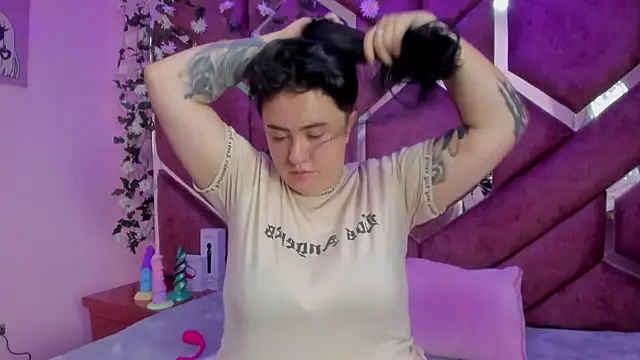 Victoria Rossy online show from 03-06-26, 09:00