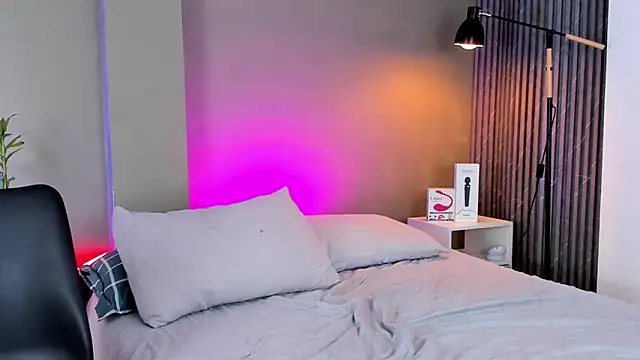 conielaurenth online show from 01-26-25, 09:40