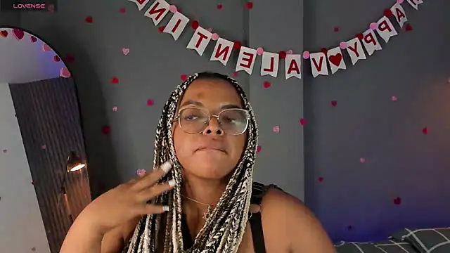 conielaurenth online show from 02-13-25, 09:06