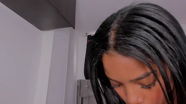 Snapshot of game_with_lesbians_ chatting on 12-28-24, 10:23 game with lesbians online show from 12-28-24, 10:23