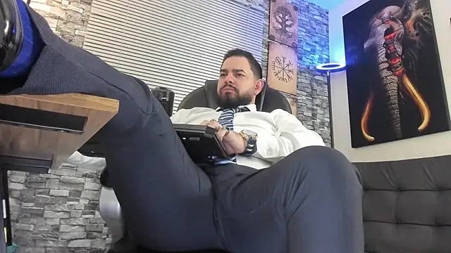 Snapshot of Ethan_Castellano chatting on 06-30-26, 10:33 Ethan Castellano online show from 06-30-26, 10:33