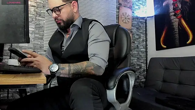 Snapshot of Ethan_Castellano chatting on 07-18-26, 10:02 Ethan Castellano online show from 07-18-26, 10:02