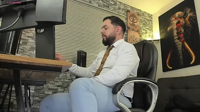 Snapshot of Ethan_Castellano chatting on 07-19-26, 09:40 Ethan Castellano online show from 07-19-26, 09:40