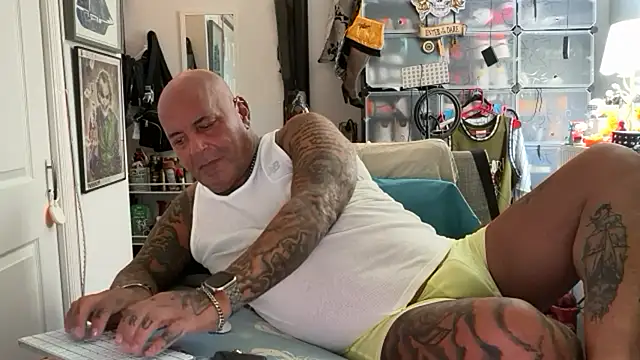 joeytatts66 online show from 10-14-25, 01:06