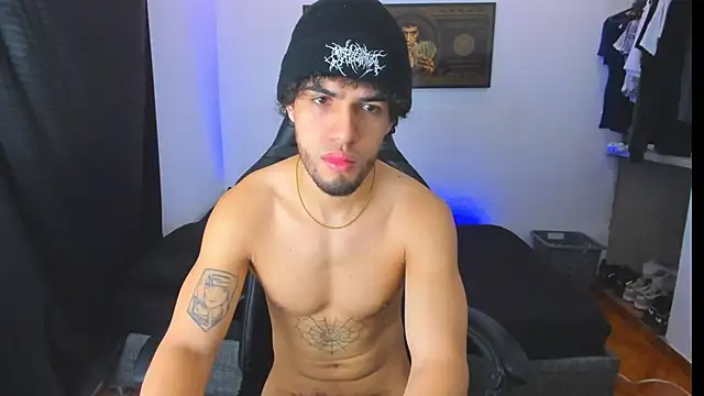 daddy jhons online show from 11-20-25, 04:29