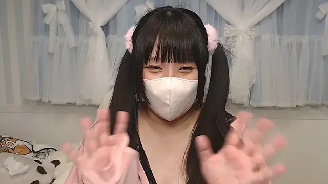 yua0727 online show from 10-03-25, 01:19