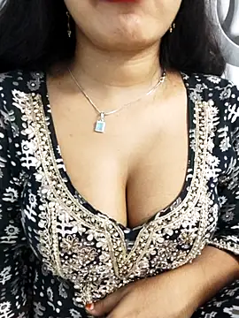 Sania-Love online show from 10-18-25, 10:32