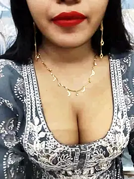 Snapshot of Sania-Love chatting on 02-10-26, 12:15 Sania-Love online show from 02-10-26, 12:15