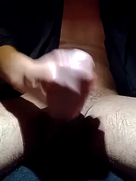 Snapshot of Juan8521 chatting on 03-15-26, 04:40 Juan8521 online show from 03-15-26, 04:40